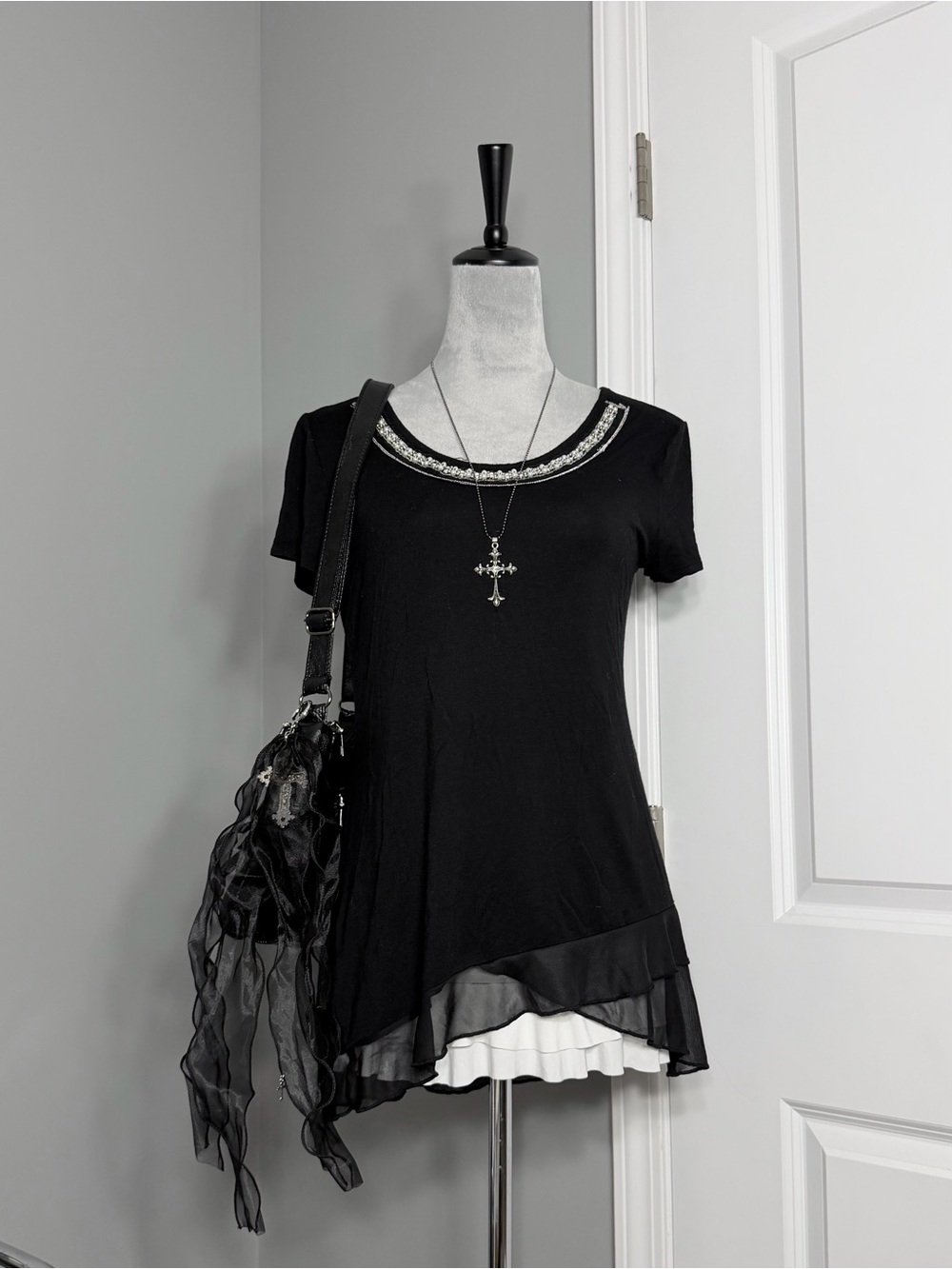 Vintage Suzie Black Short Sleeve Long Length Tunic Pearl Embellished Neckline